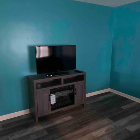 Remodeled House Minutes To Falls Attractions Villa Niagara Falls Exterior foto
